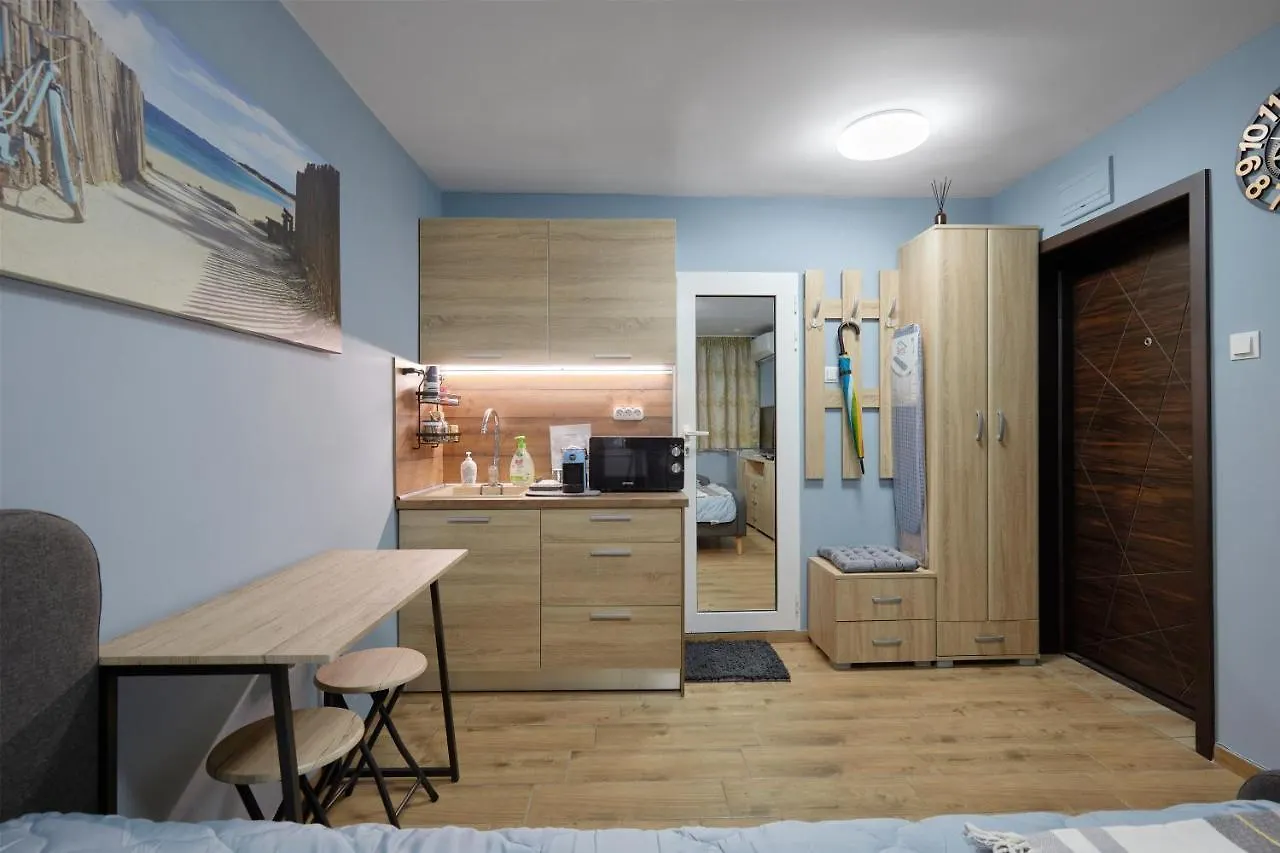 Apartment Top Center, Sea Garden, Brand New Studio - Majestic Burgas City Bulgarien
